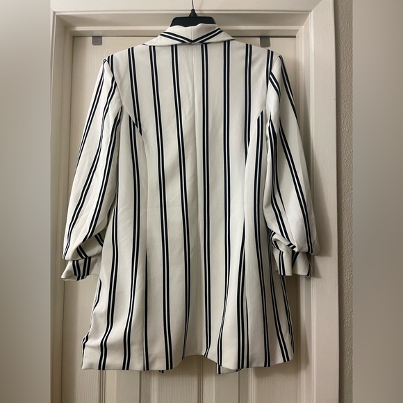 Boom Boom Jeans black & white striped Blazer ruched sleeves - Picture 6 of 6